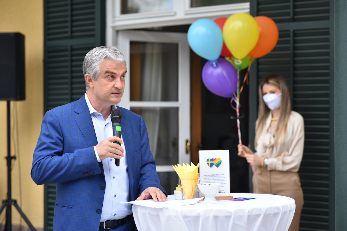 isvec-buyukelciligi-nde-17-mayis-sadece-bugun-degil-her-gun-her-yerde-lgbtqi-haklari-1 isvec-buyukelciligi-nde-17-mayis-sadece-bugun-degil-her-gun-her-yerde-lgbtqi-haklari-1