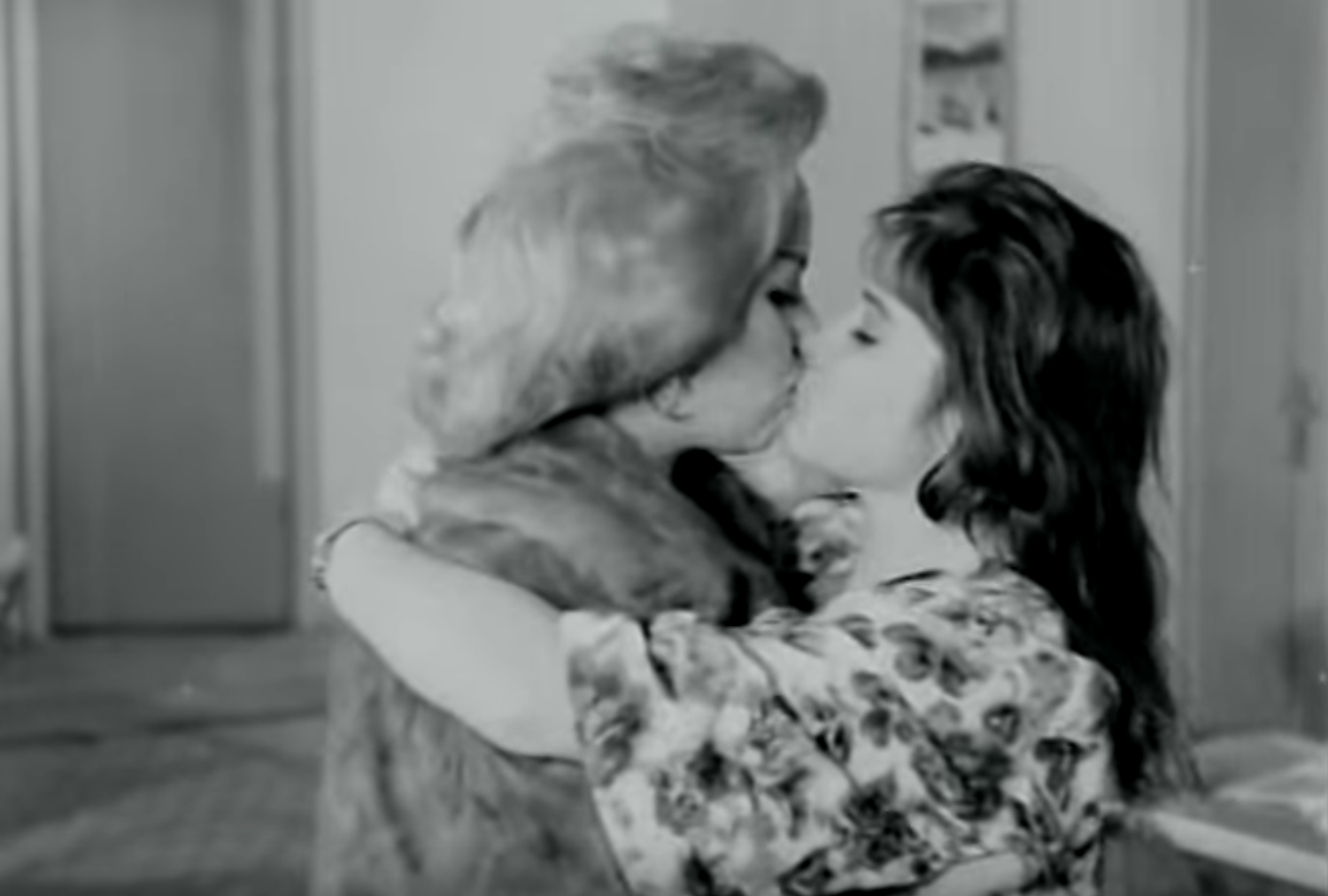 iyi-biseksuel-temsile-karsi-biseksuel-sinematik-keyfe-varmak-3 iyi-biseksuel-temsile-karsi-biseksuel-sinematik-keyfe-varmak-3