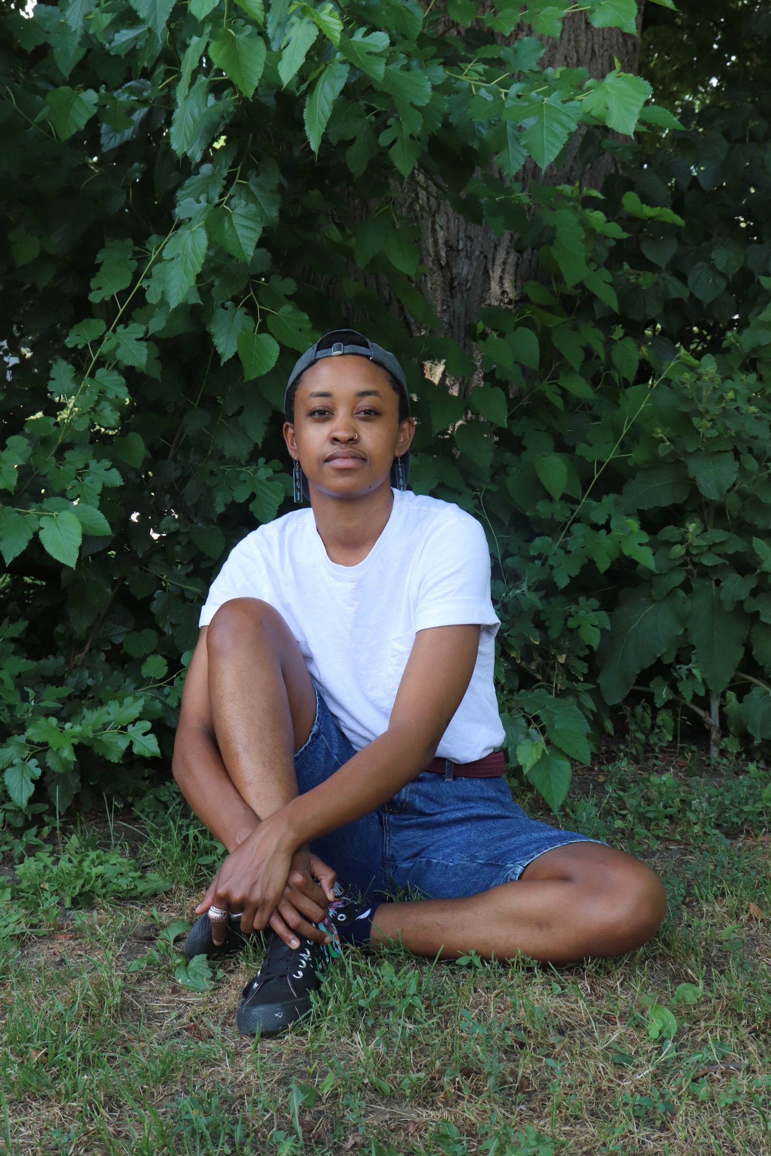 kimlikte-yazan-cinsiyetim-x-7-non-binary-deneyim-1