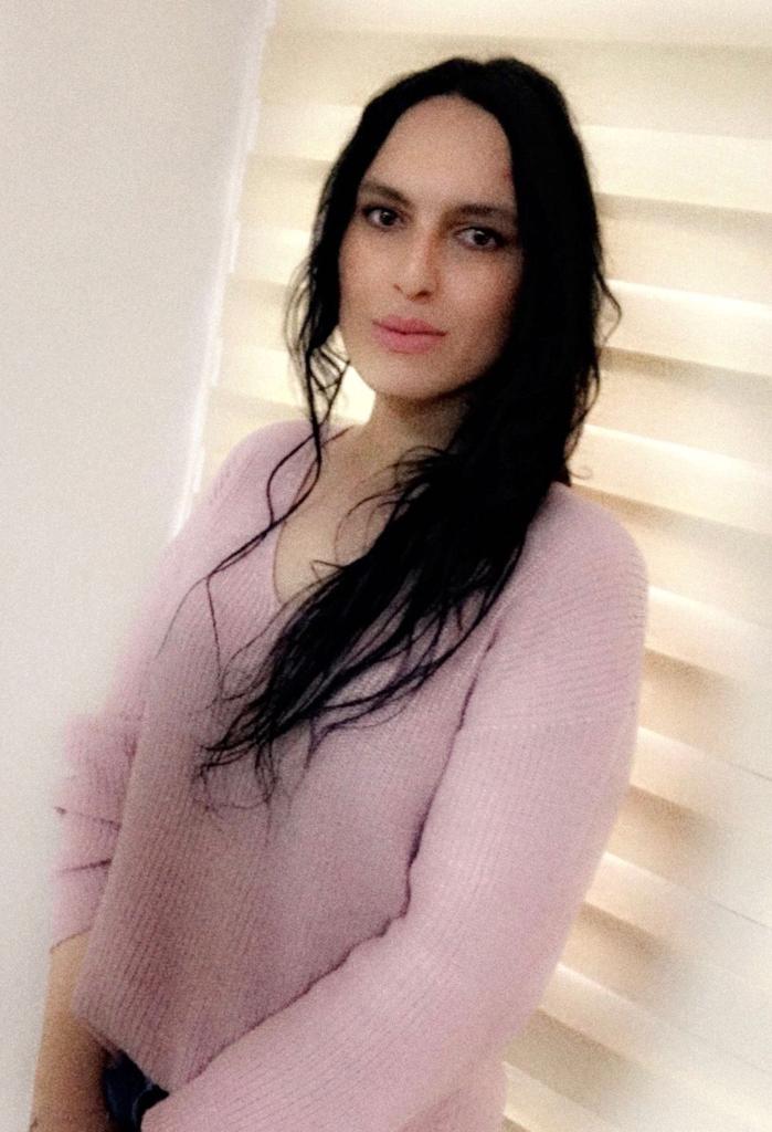 lavanta-tavan-muvekkil-olmasina-alistiklari-kisi-artik-bir-avukat-evrim-demirtas-1