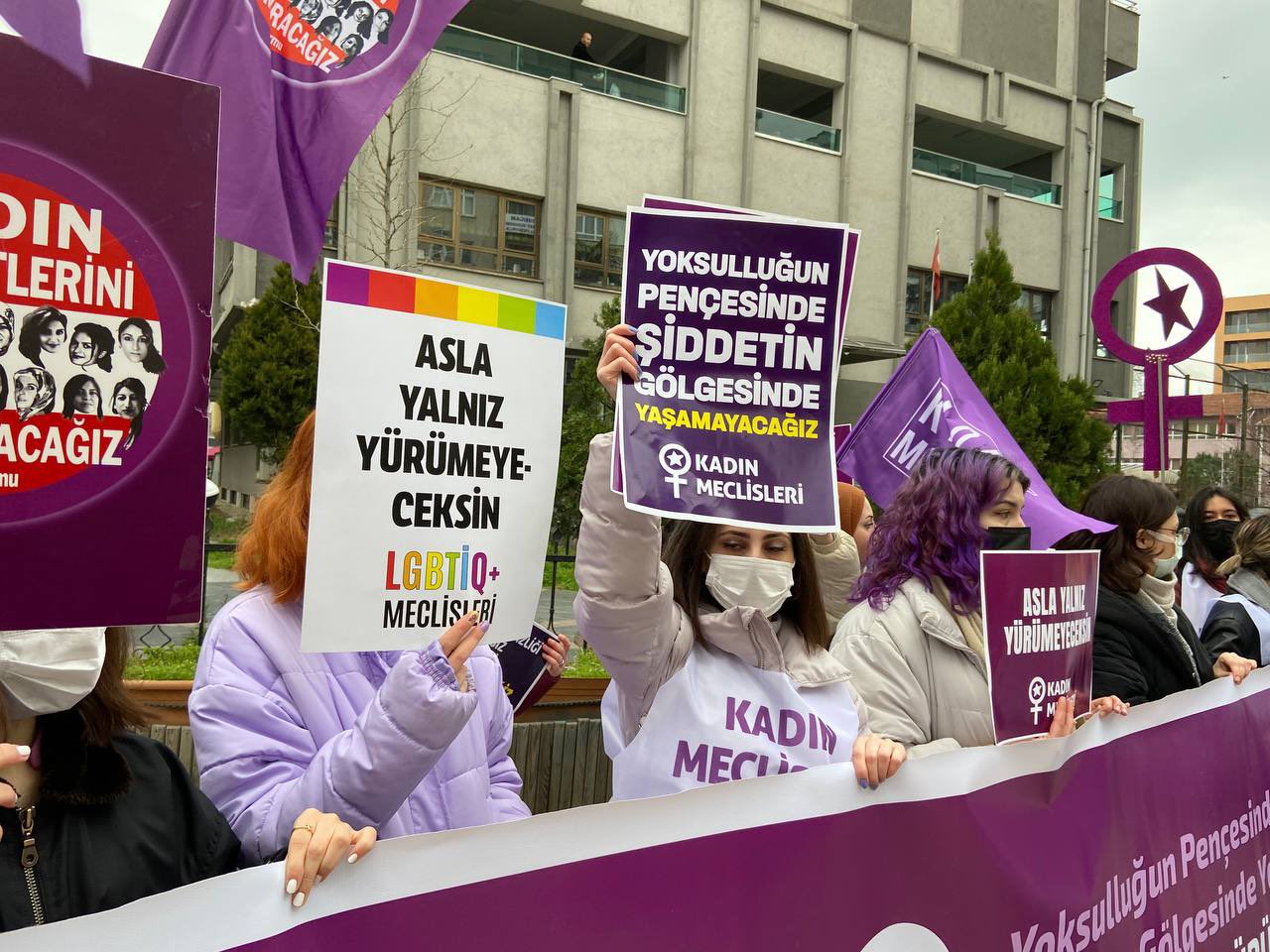 lgbtiq-meclisleri-eskisehir-istanbul-ve-samsun-da-8-mart-alanlarindaydi-3