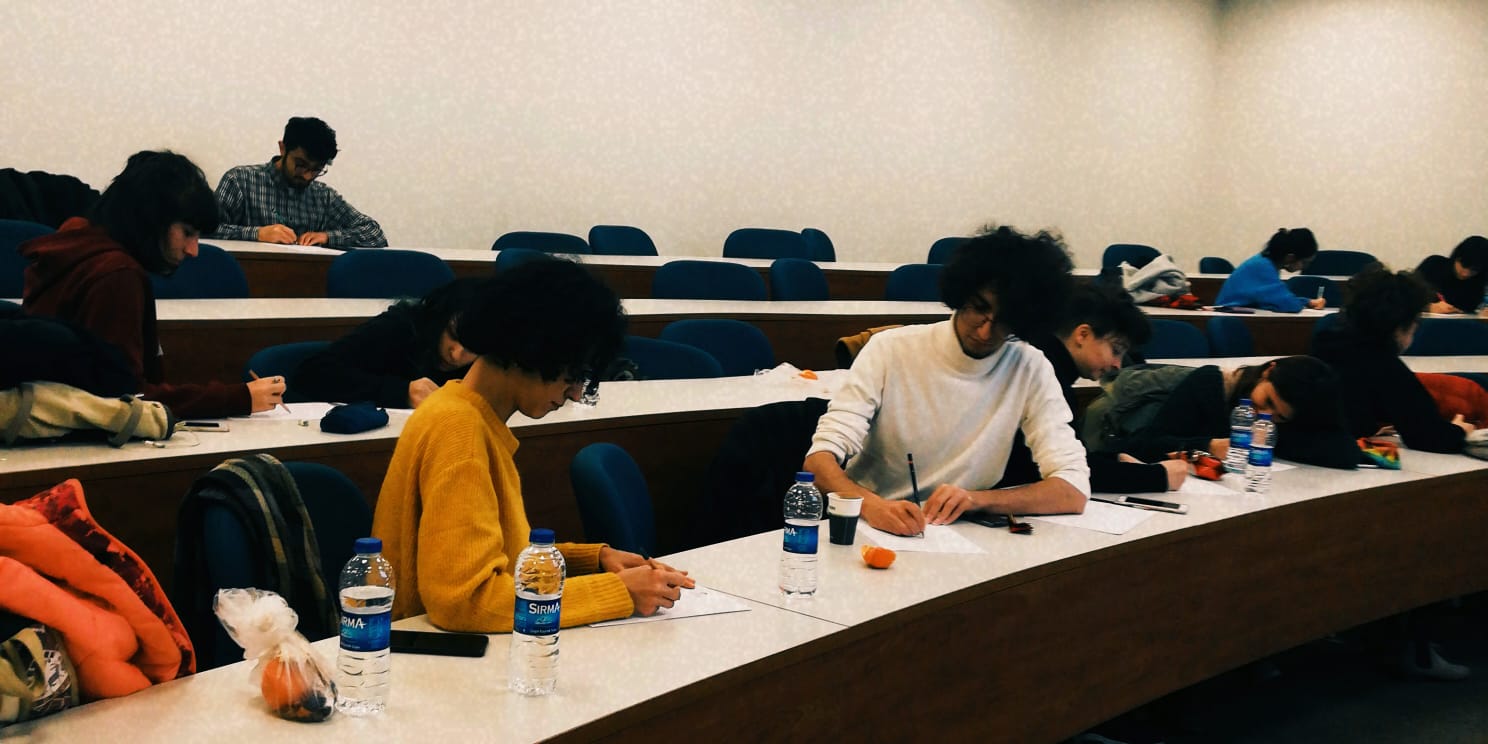 queer-karikatur-atolyesi-koc-univesitesi-ndeydi-1