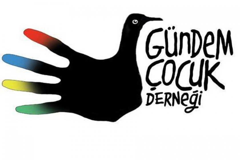 simdi-tam-da-sirasi-lgbti-cocuklar-ayrimciligin-her-boyutunu-yasiyor-3 simdi-tam-da-sirasi-lgbti-cocuklar-ayrimciligin-her-boyutunu-yasiyor-3