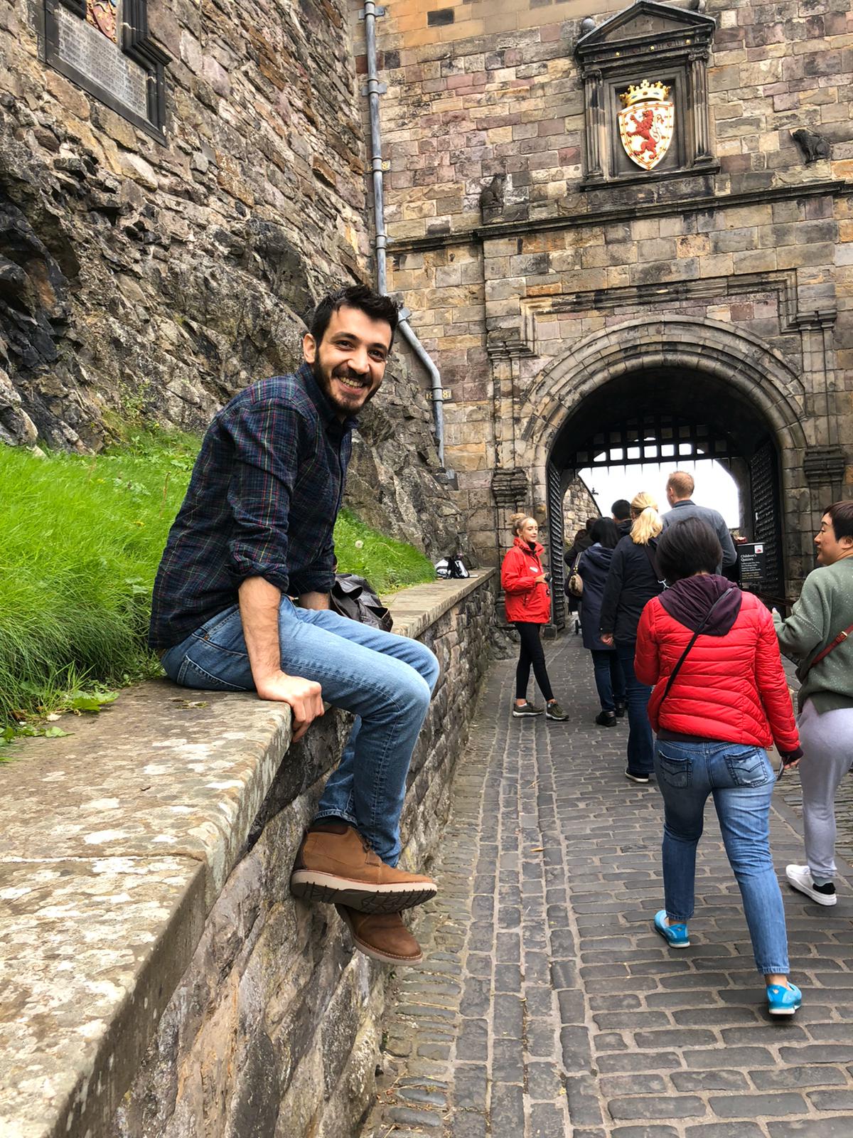 sirkaftan-kisalar-levent-piskin-le-ruyalarda-bulusmaca-1