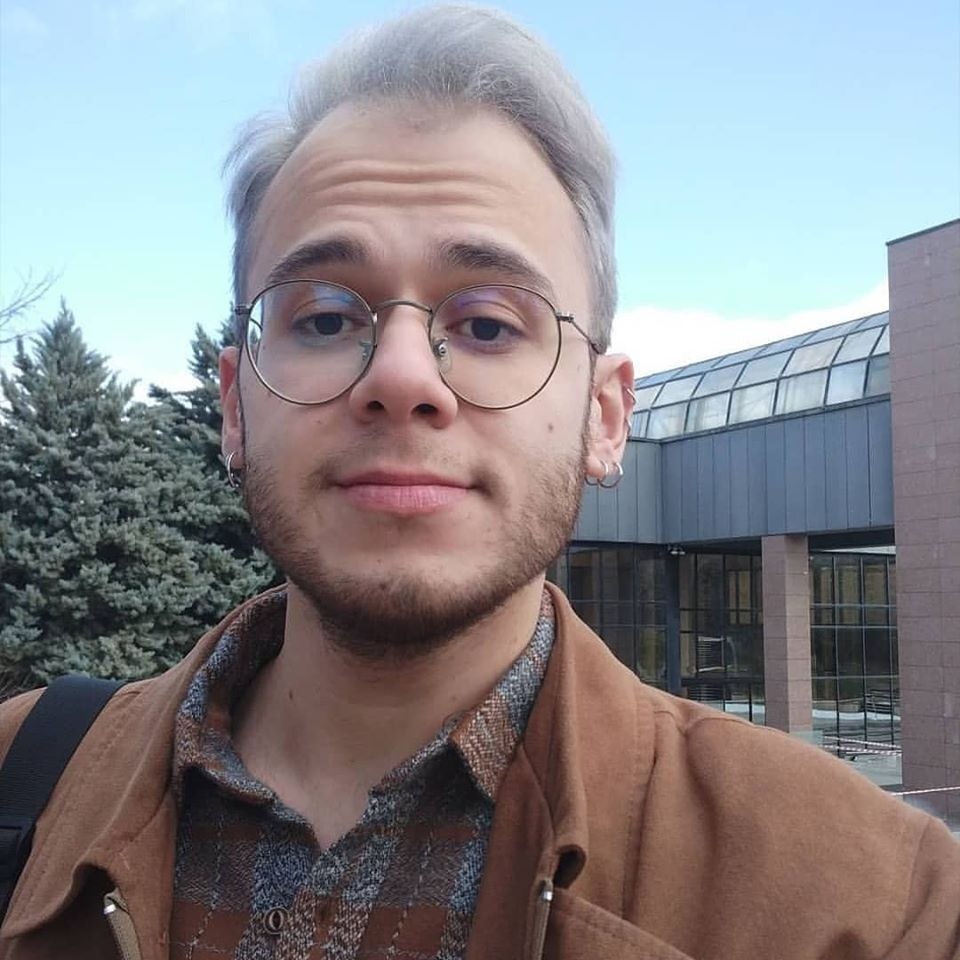 sirkaftan-kisalar-ozkur-le-kuraj-saatine-hosgeldiniz-1