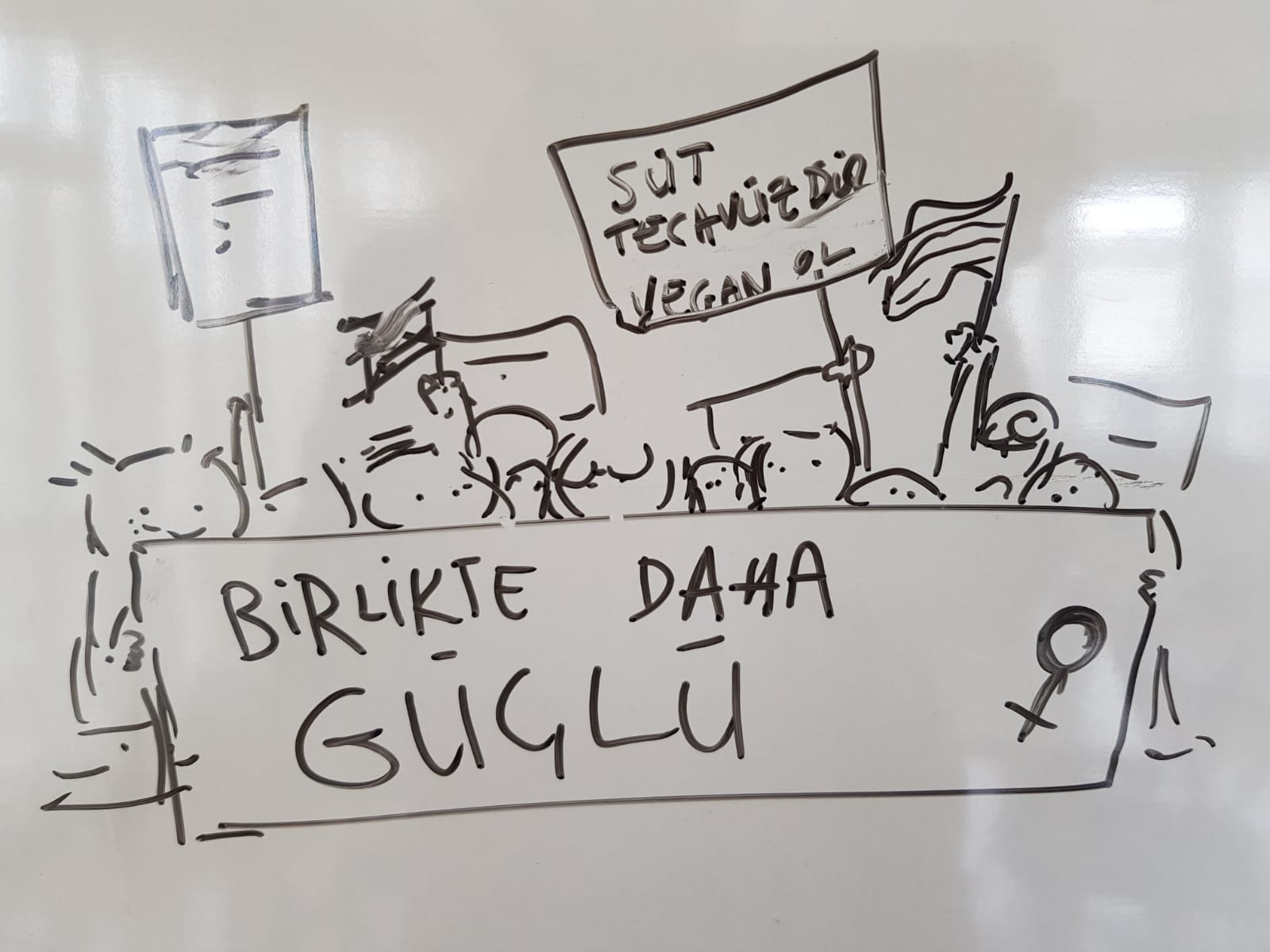 sosyal-mesafelenme-bir-arada-cizmeye-engel-degil-13