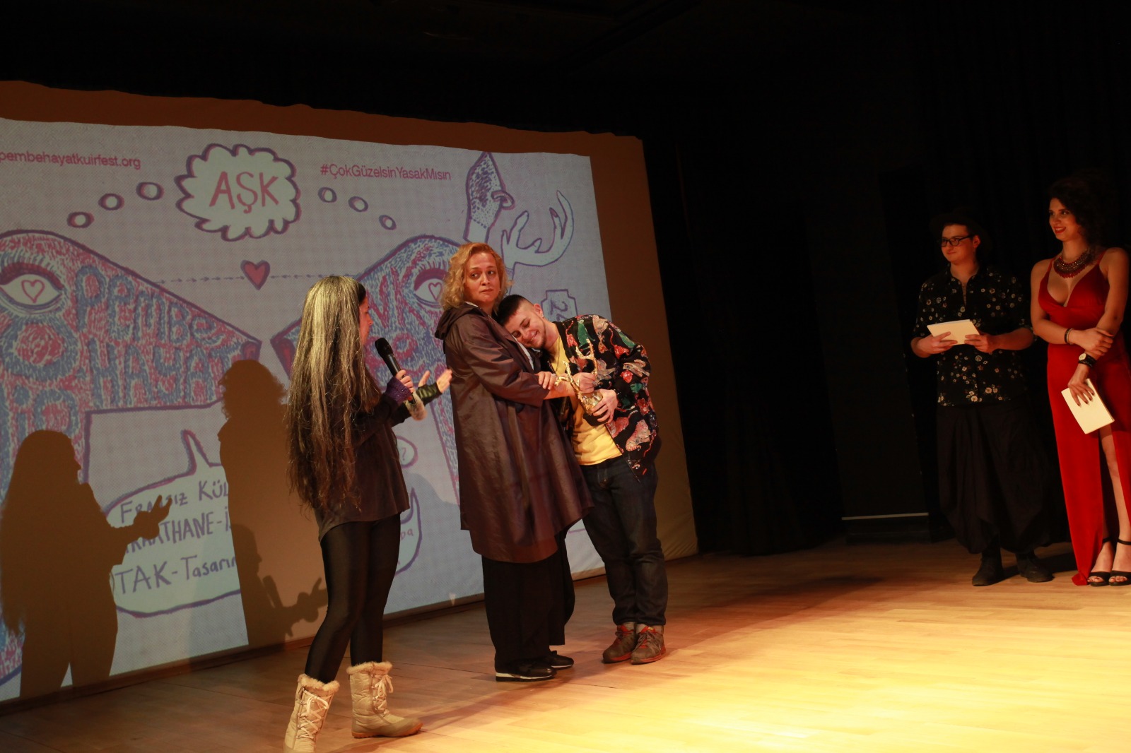 zaman-tuneli-kuirfest-in-on-yili-13