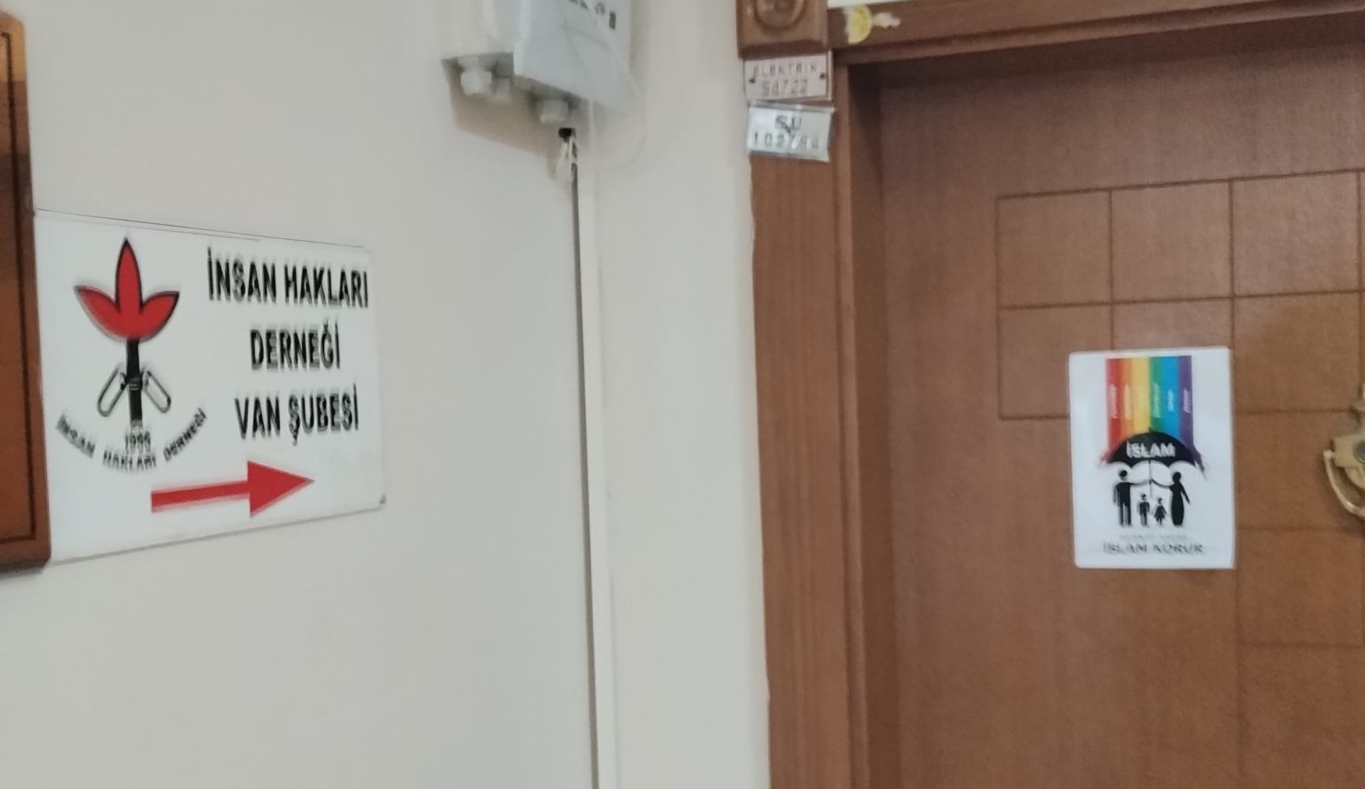 İHD Van Şubesi, LGBTİ+ düşmanı afişle hedef alındı! Kaos GL - LGBTİ+ Haber Portalı