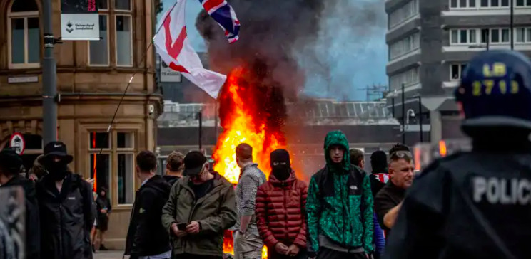  “Bir trans Müslüman olarak ırkçılığın, İslamofobinin ve transfobinin ağırlığı fazla geliyor” | Kaos GL - LGBTİ+ Haber Portalı Haber