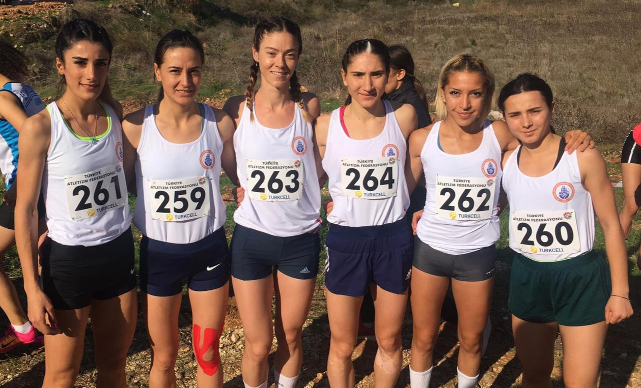 İstanbul Büyükşehir Belediyesi Spor Kulübü’nden kadın atletizm takımı | Kaos GL - LGBTİ+ Haber Portalı Haber