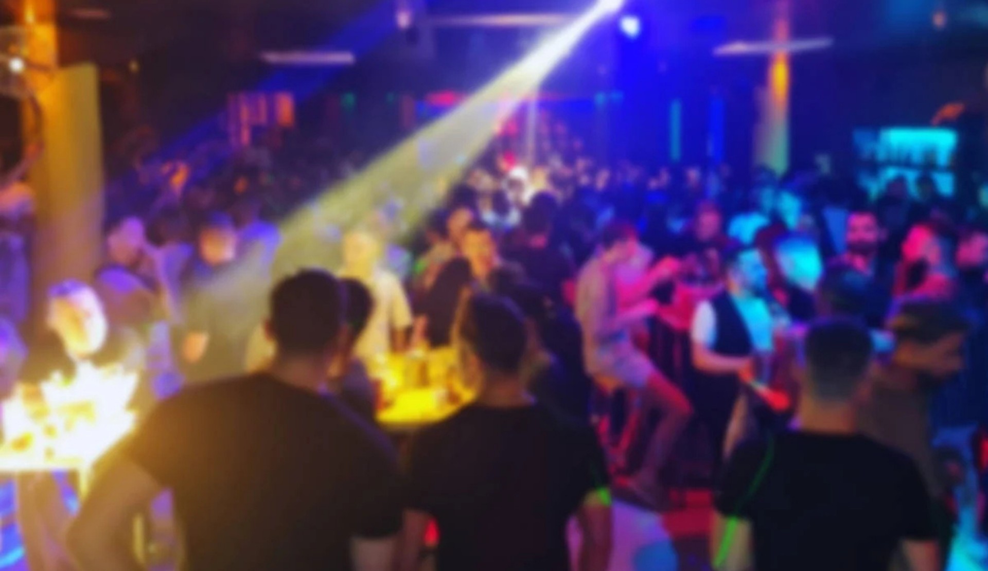 İstanbul’da 18 yıldır faaliyet gösteren gey gece kulübü Tek Yön kapatıldı! | Kaos GL - LGBTİ+ Haber Portalı
