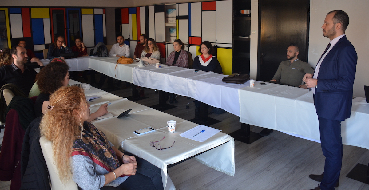 İzmir Barosu’nda LGBTİ+ 101 Semineri yapıldı | Kaos GL - LGBTİ+ Haber Portalı Haber