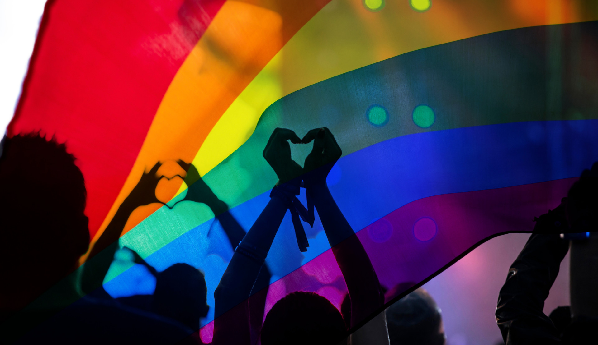 İzmir LGBTİ+ Aileleri Danışma Hattı yeniden açılıyor! Kaos GL - LGBTİ+ Haber Portalı