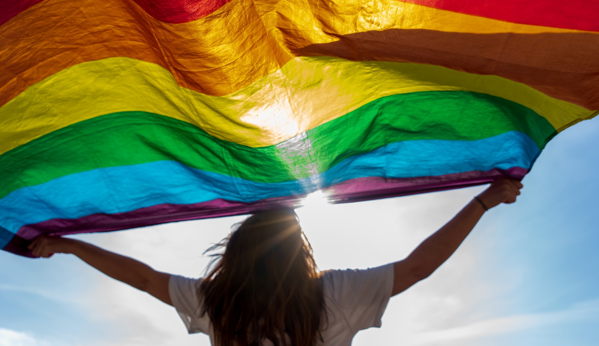 İzmir LGBTİ+ Onur Haftası’nın bu seneki teması belli oldu: “Yeniden Başlatıyoruz” Kaos GL - LGBTİ+ Haber Portalı