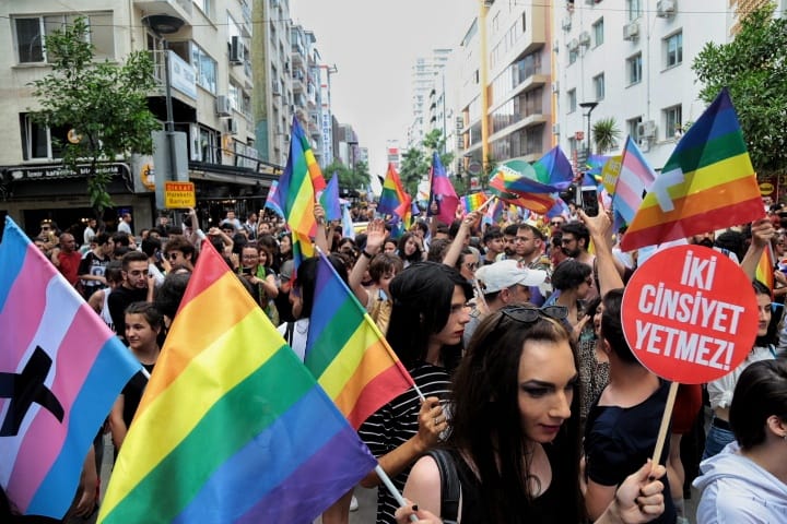 İzmir Onur Haftası ikinci buluşmaya çağırıyor | Kaos GL - LGBTİ+ Haber Portalı Haber
