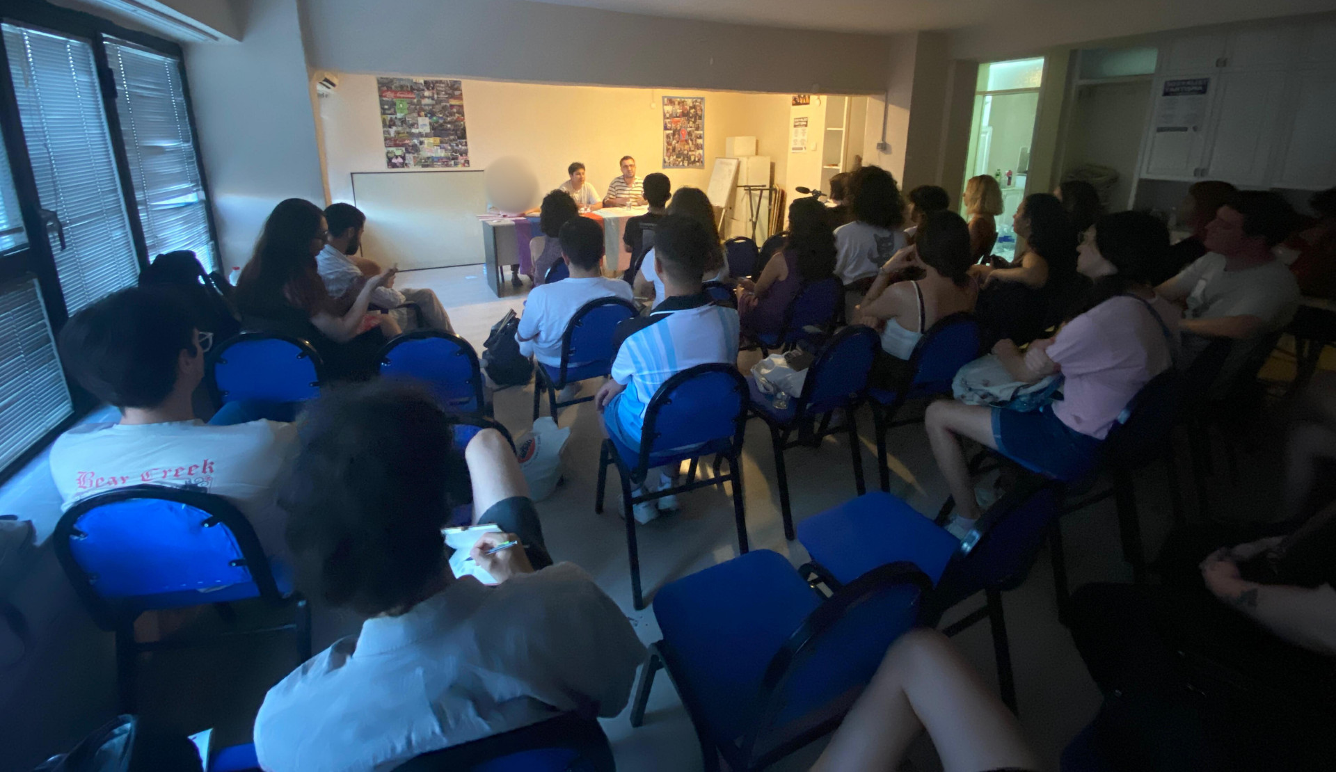 İzmir Onur Haftası: Tek kişilik yalnızlıklara hapsedilmiyoruz | Kaos GL - LGBTİ+ Haber Portalı Haber