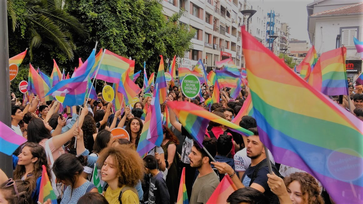 İzmir Pride 2023’ü değerlendirecek | Kaos GL - LGBTİ+ Haber Portalı Haber