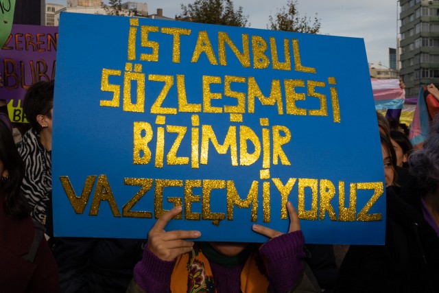 Kadın Koalisyonu’ndan “İstanbul Sözleşmesi: Yürürlüğe Dair Rehber ve Türkiye Uygulaması” | Kaos GL - LGBTİ+ Haber Portalı Haber