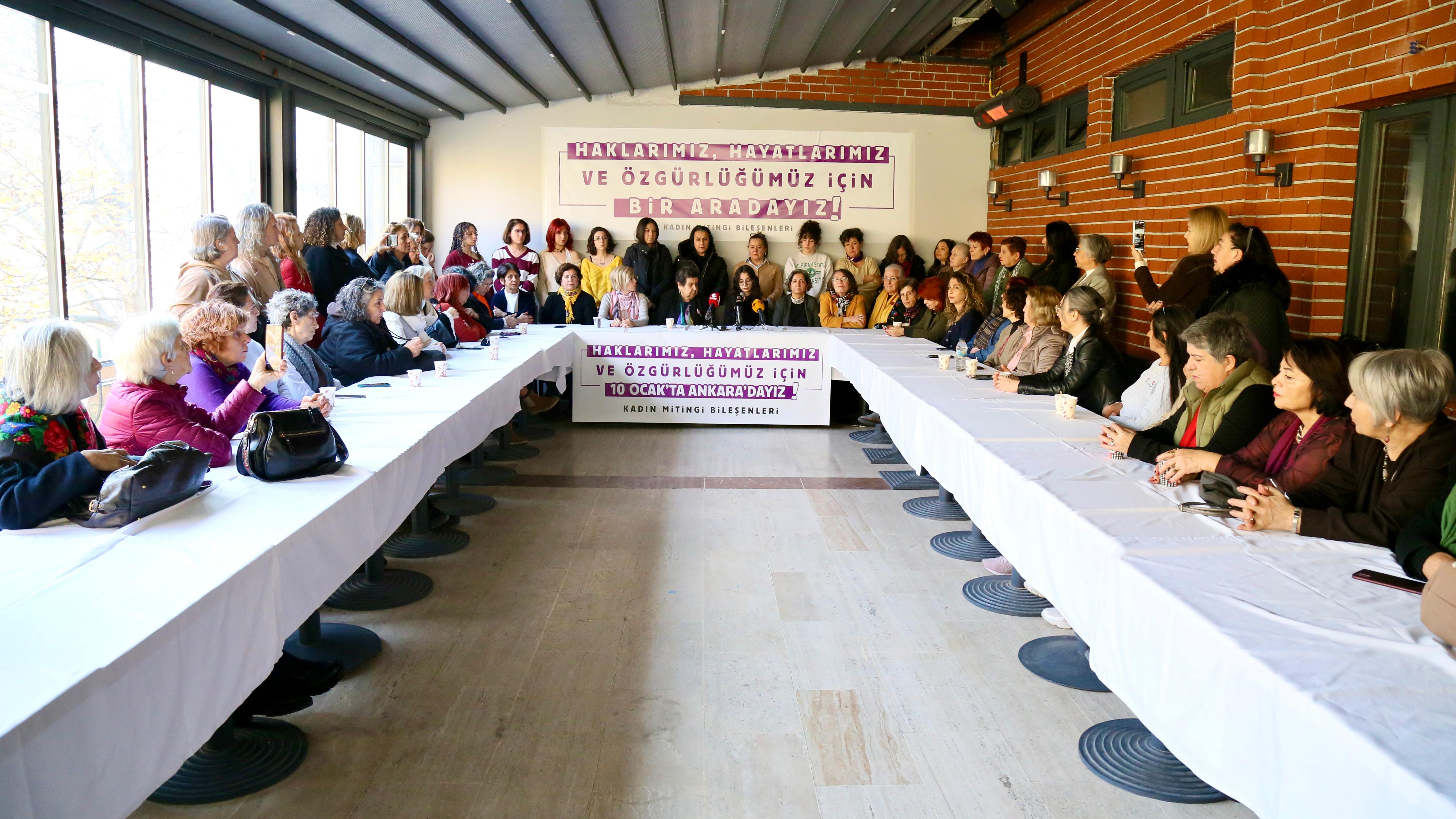 Kadın Mitingi Bileşenleri’nden çağrı: "Yaşam hakkımıza ve geleceğimize sahip çıkmak için haykıralım" | Kaos GL - LGBTİ+ Haber Portalı Haber