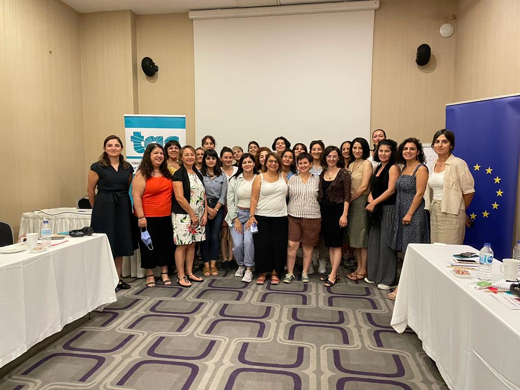 Kadın ve LGBTİ+ gazeteciler Ankara’da buluştu | Kaos GL - LGBTİ+ Haber Portalı Haber