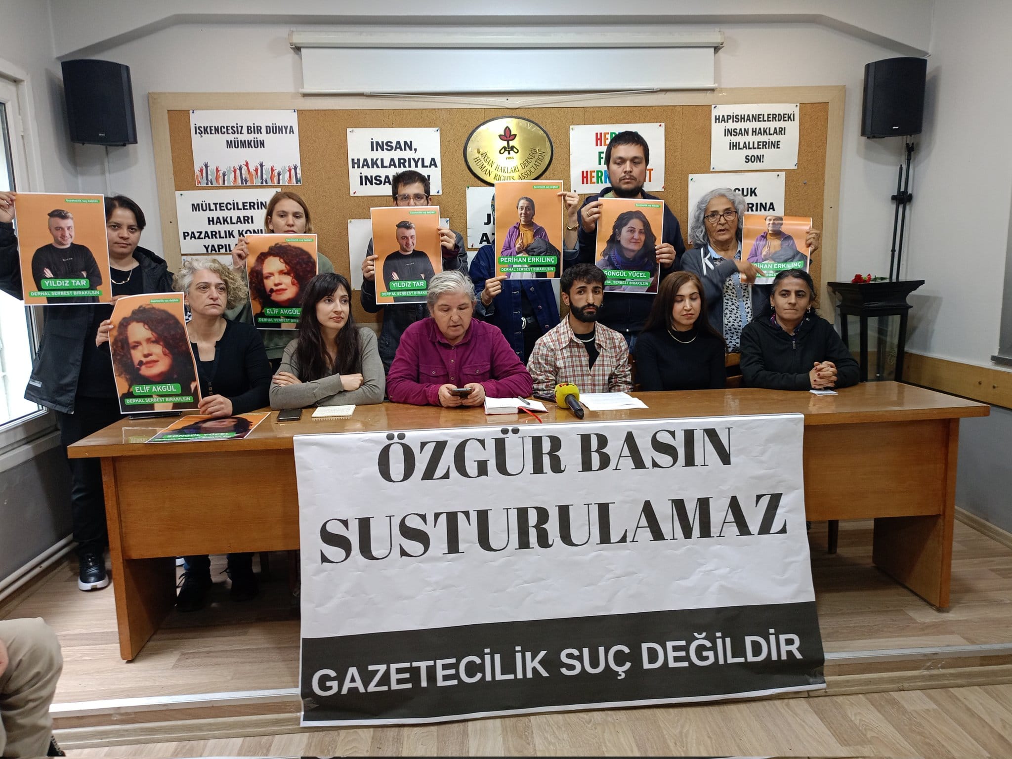 “Kadın ve LGBTİ+ gazeteciler, yalnızca haber yaptıkları için değil, kimlikleriyle nedeniyle de hedef alınıyor” | Kaos GL - LGBTİ+ Haber Portalı Haber