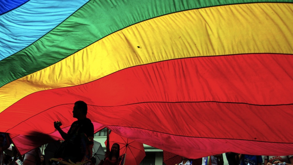 Kamerun’da iki trans kadına keyfi tutuklama! Kaos GL - LGBTİ+ Haber Portalı