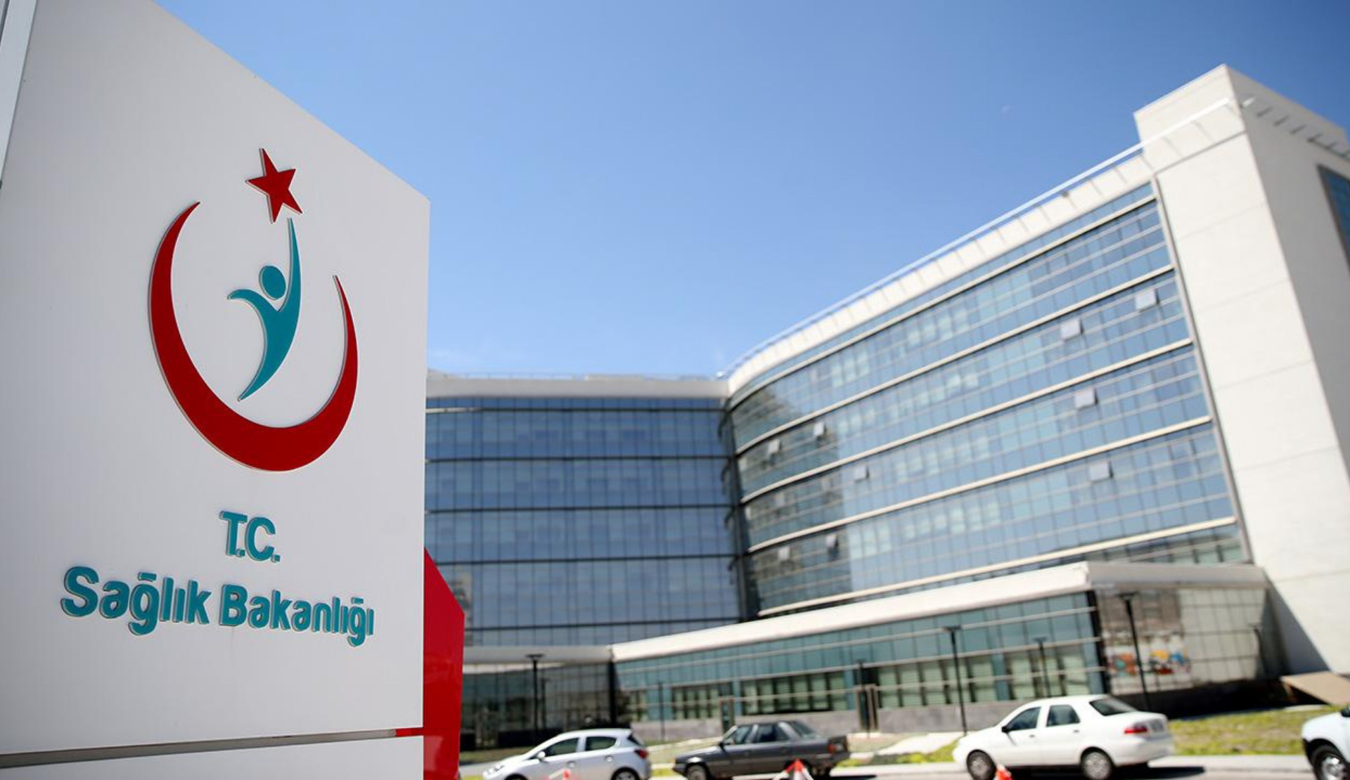 Kaos GL’den Sağlık Bakanlığı’na: “Transseksüalizm” kodu ile hormon reçete edilememesi bakanlığın talimatı mı? | Kaos GL - LGBTİ+ Haber Portalı