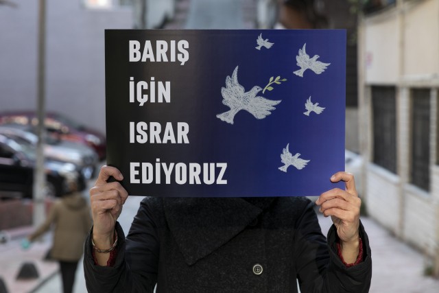 KİH, barış sürecine ilişkin taleplerini açıkladı: "Kadınların ve LGBTİ+’ların deneyimi sürecin vazgeçilmez bileşenidir" | Kaos GL - LGBTİ+ Haber Portalı Haber