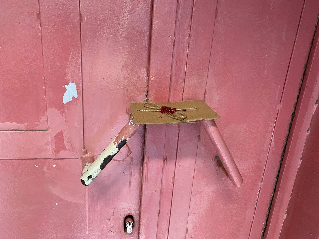 Küçük Bayram Sokak’taki mühürler kalktı | Kaos GL - LGBTİ+ Haber Portalı