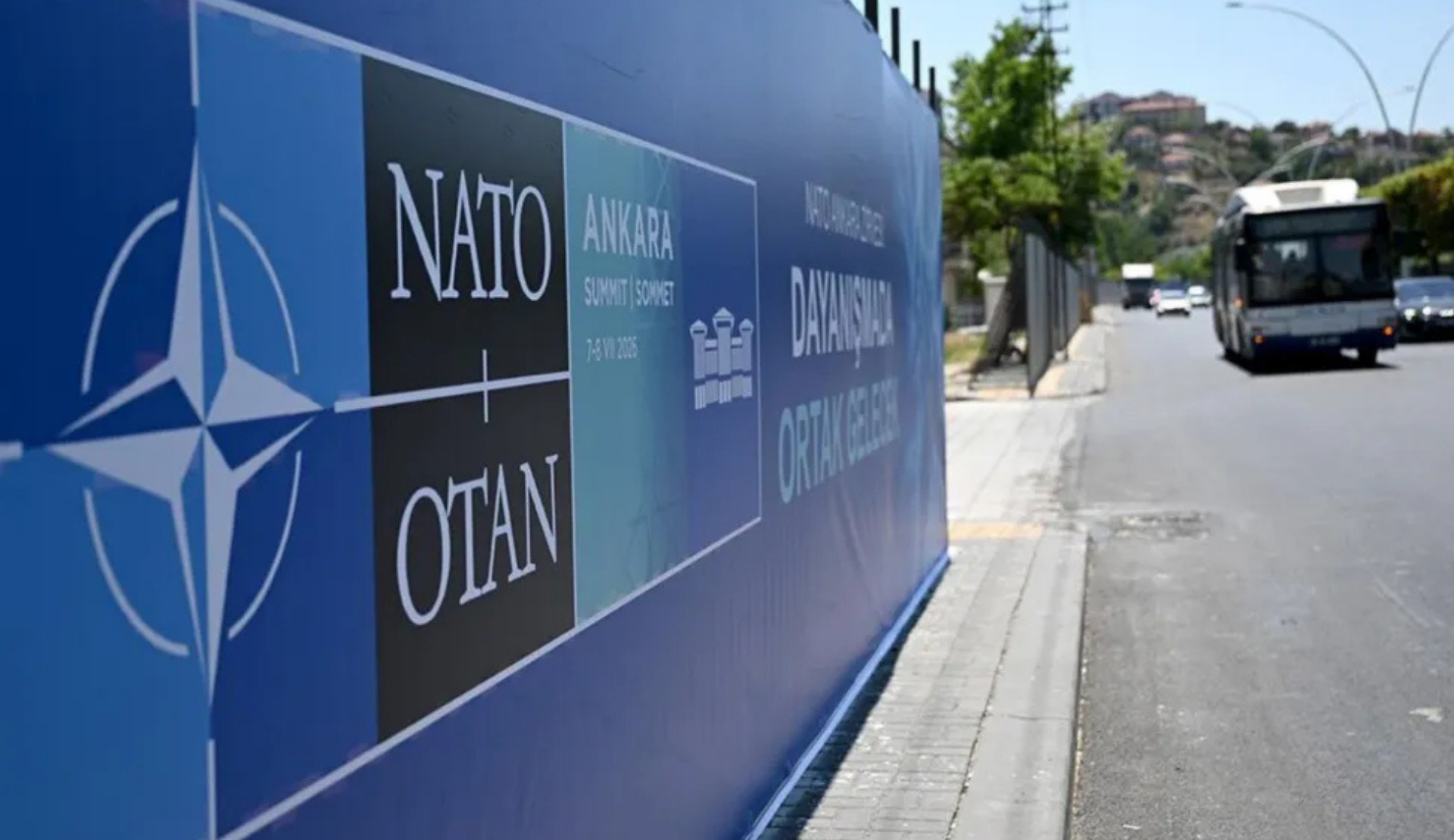Kurumlardan NATO operasyonuna tepki: “Yıldız Tar ve NATO Zirvesi öncesinde tutuklanan herkes derhal serbest bırakılmalıdır!” | Kaos GL - LGBTİ+ Haber Portalı