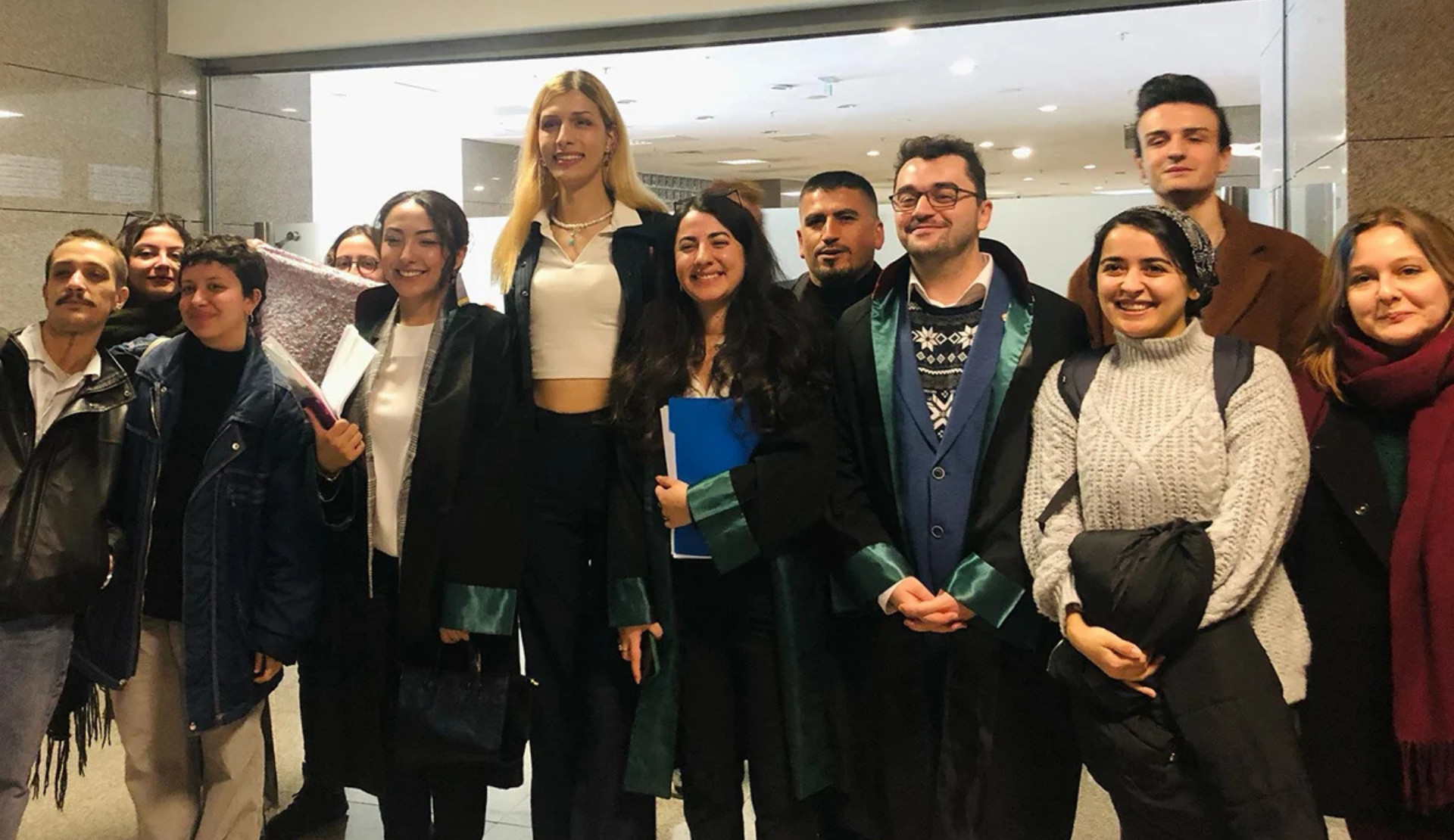 LGBTI+ activist İris Mozalar acquitted | Kaos GL - News Portal for LGBTI+ News