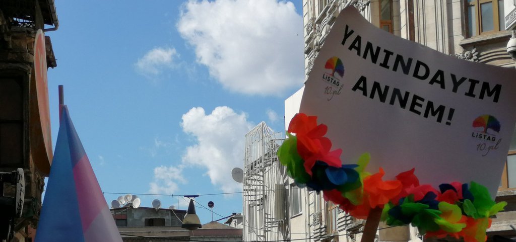 LGBTİ+ Aile Örgütleri: Özgürce yaşamak her insanın hakkı! | Kaos GL - LGBTİ+ Haber Portalı Haber