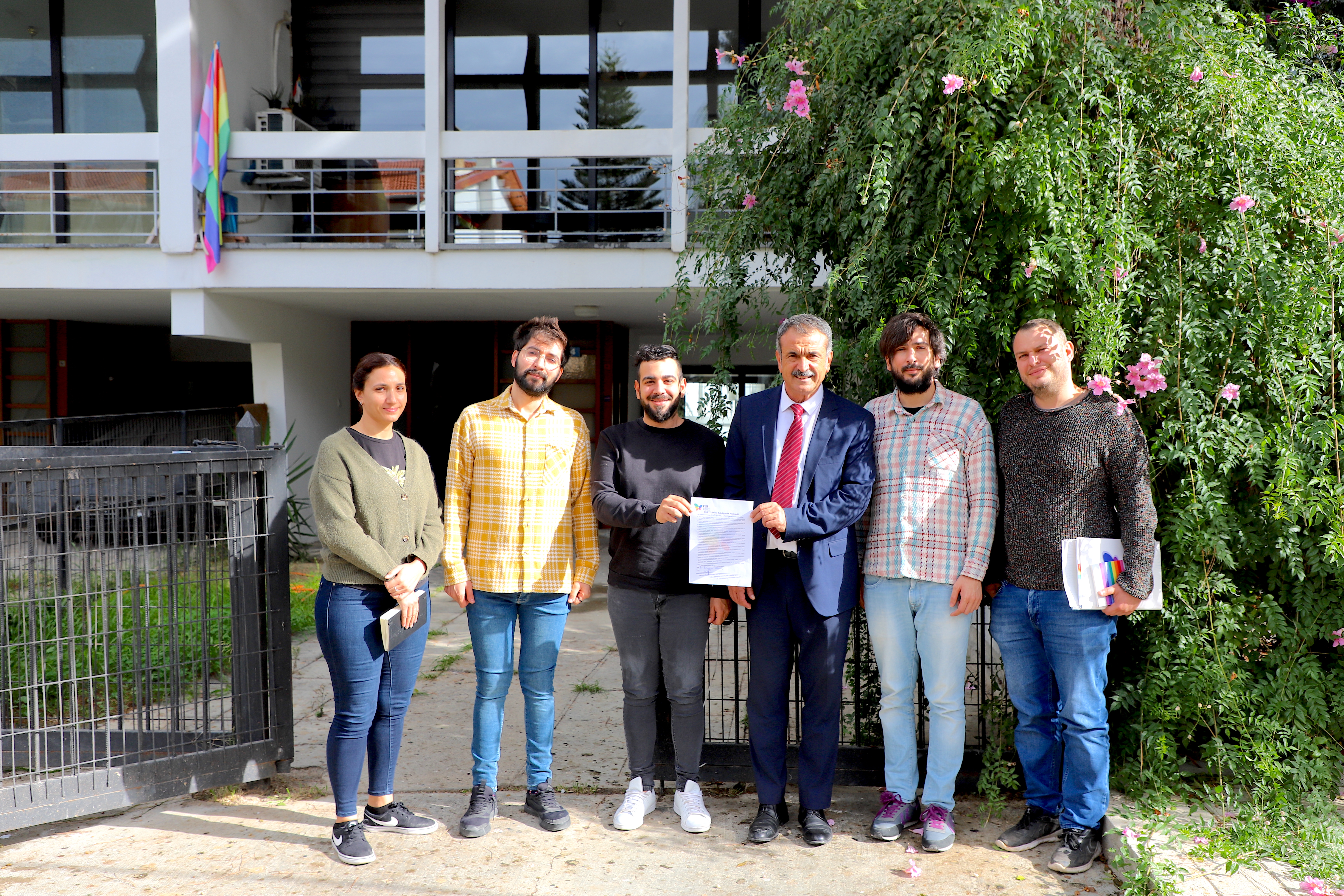 LGBTİ+ Dostu Belediyecilik Protokolü”nün ilk imzacısı Mağusa Belediyesi Adayı Süleyman Uluçay | Kaos GL - LGBTİ+ Haber Portalı Haber