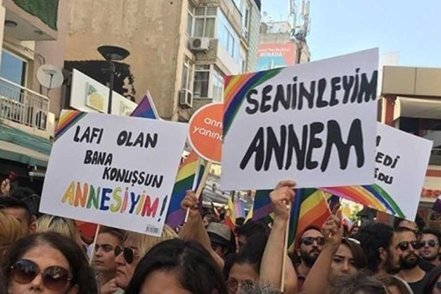 “LGBTİ+ ebeveynleri olarak aile kavramının dışında tutuluyoruz” | Kaos GL - LGBTİ+ Haber Portalı Haber