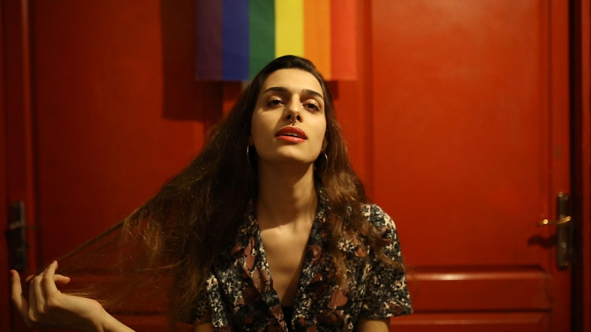 LGBTİ+ hakları aktivisti İris Mozalar’ın yargılandığı davanın ilk duruşması 2 Ekim’de | Kaos GL - LGBTİ+ Haber Portalı Haber