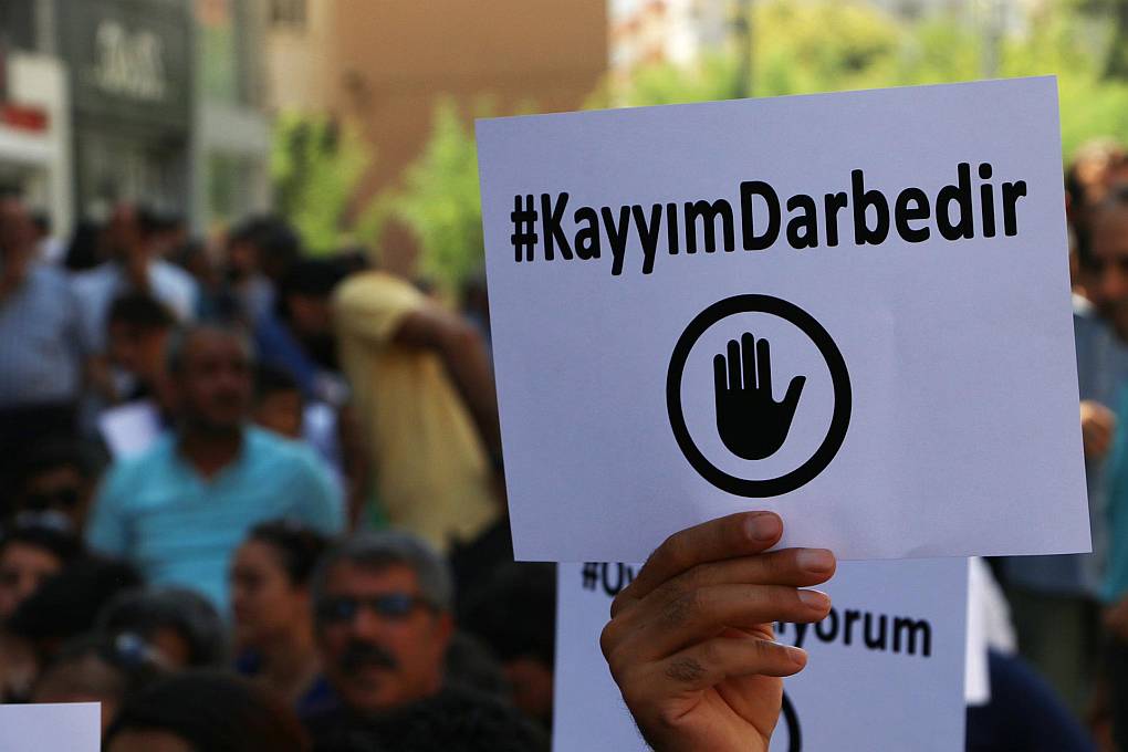 LGBTI+ organizations react to trustees | Kaos GL - News Portal for LGBTI+ News