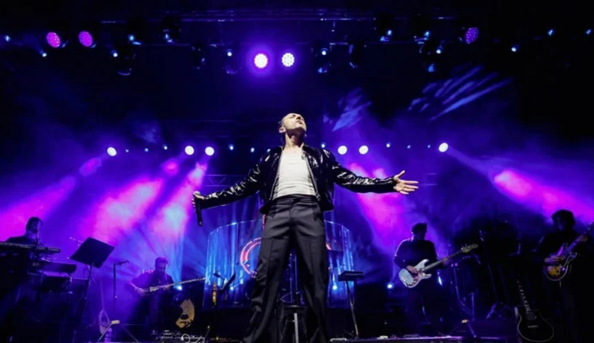Mabel Matiz gave a statement: “The purpose of my music is to inspire positive feelings” | Kaos GL - News Portal for LGBTI+
