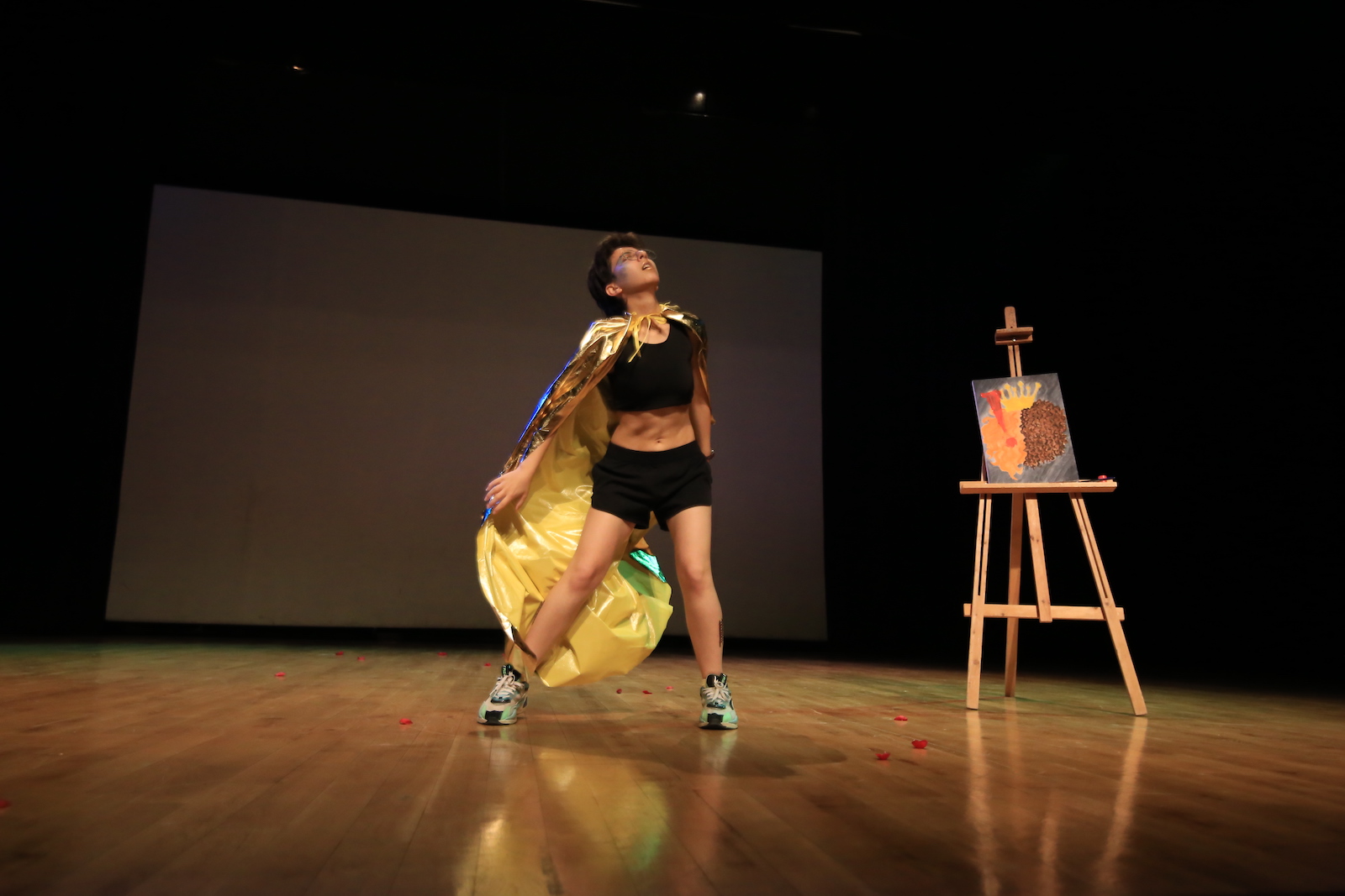 Madi Gala’dan kareler Kaos GL - LGBTİ+ Haber Portalı