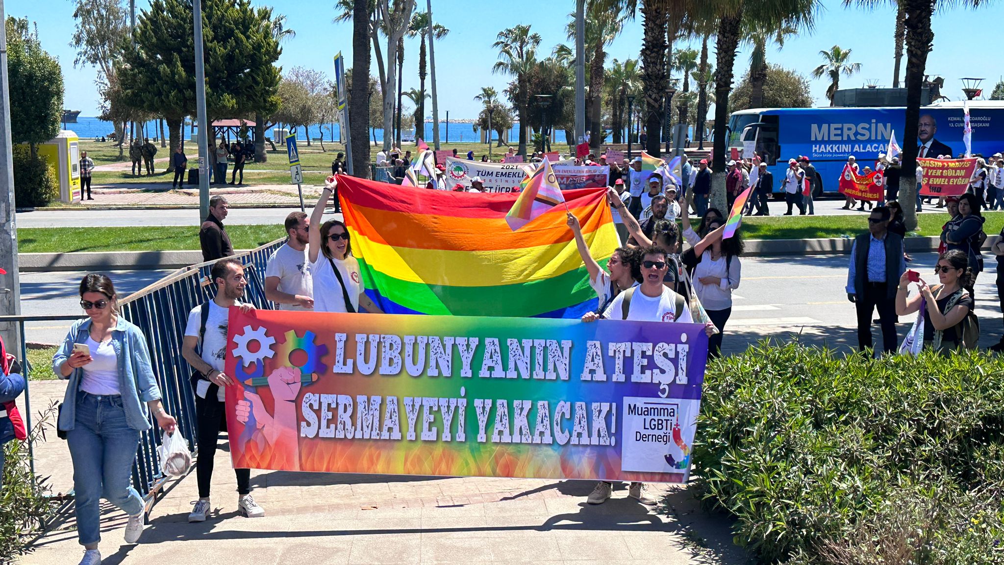 Mersin’de 1 Mayıs: Lubunyanın ateşi sermayeyi yakacak! Kaos GL - LGBTİ+ Haber Portalı