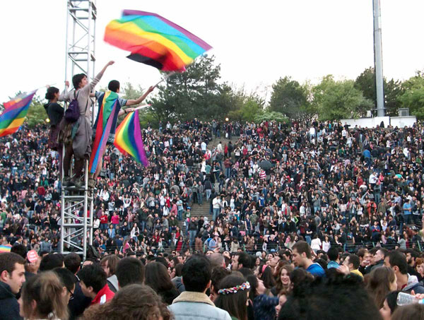 METU Students: ‘We will stand against the LGBTI+ phobic and transphobic draft law!’ | Kaos GL - News Portal for LGBTI+ News