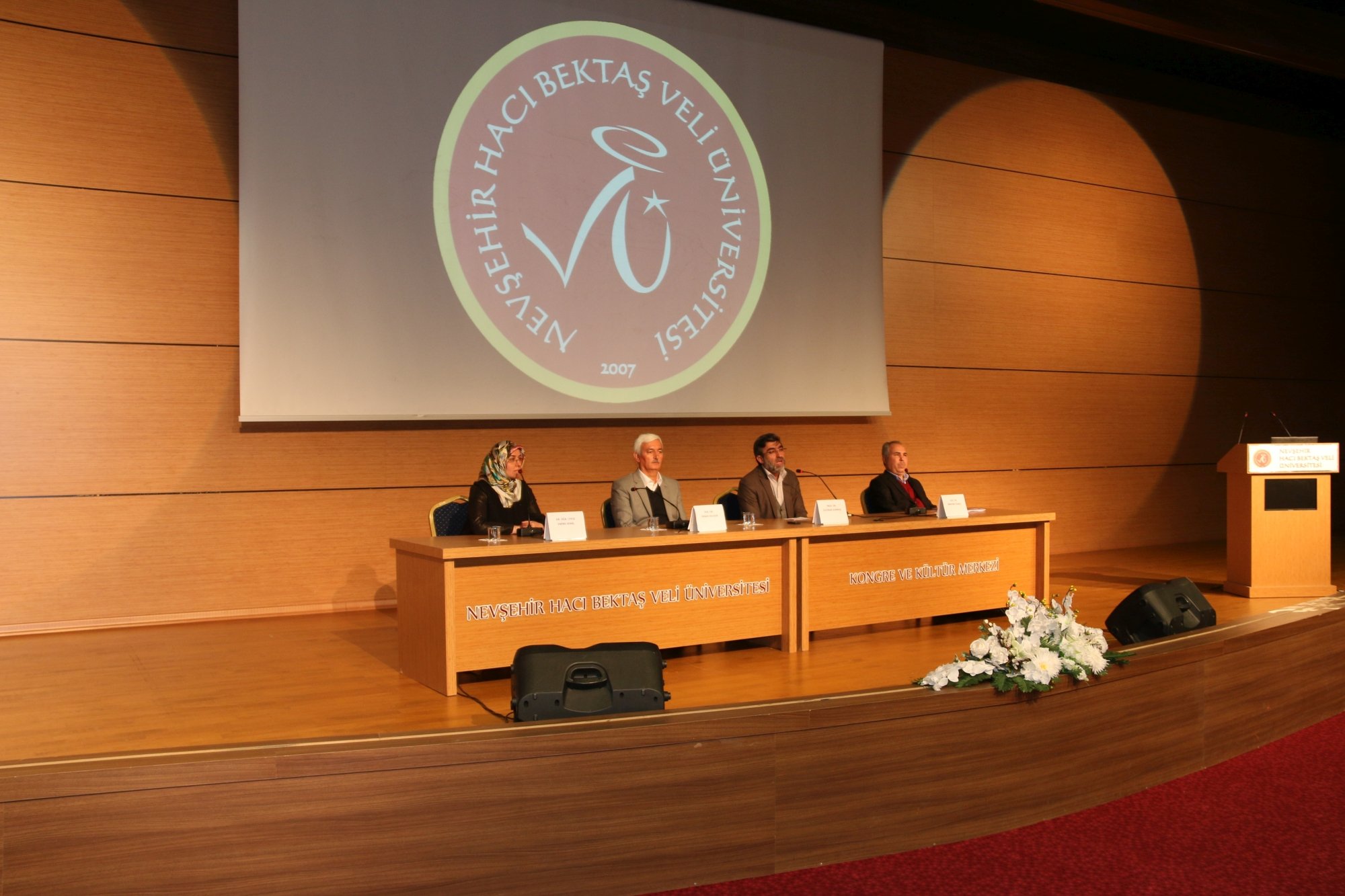 Nevşehir İlahiyat Dekanı: “Aile kurumumuz maalesef çatırdamaya başladı” | Kaos GL - LGBTİ+ Haber Portalı Haber