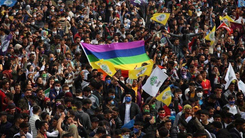 Newroz’da LGBTİ+’lara saldırı | Kaos GL - LGBTİ+ Haber Portalı Haber