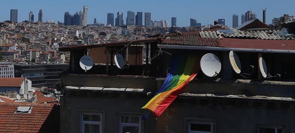 Onur Yürüyüşü basın açıklaması: Oku, videoya çek, paylaş! | Kaos GL - LGBTİ+ Haber Portalı