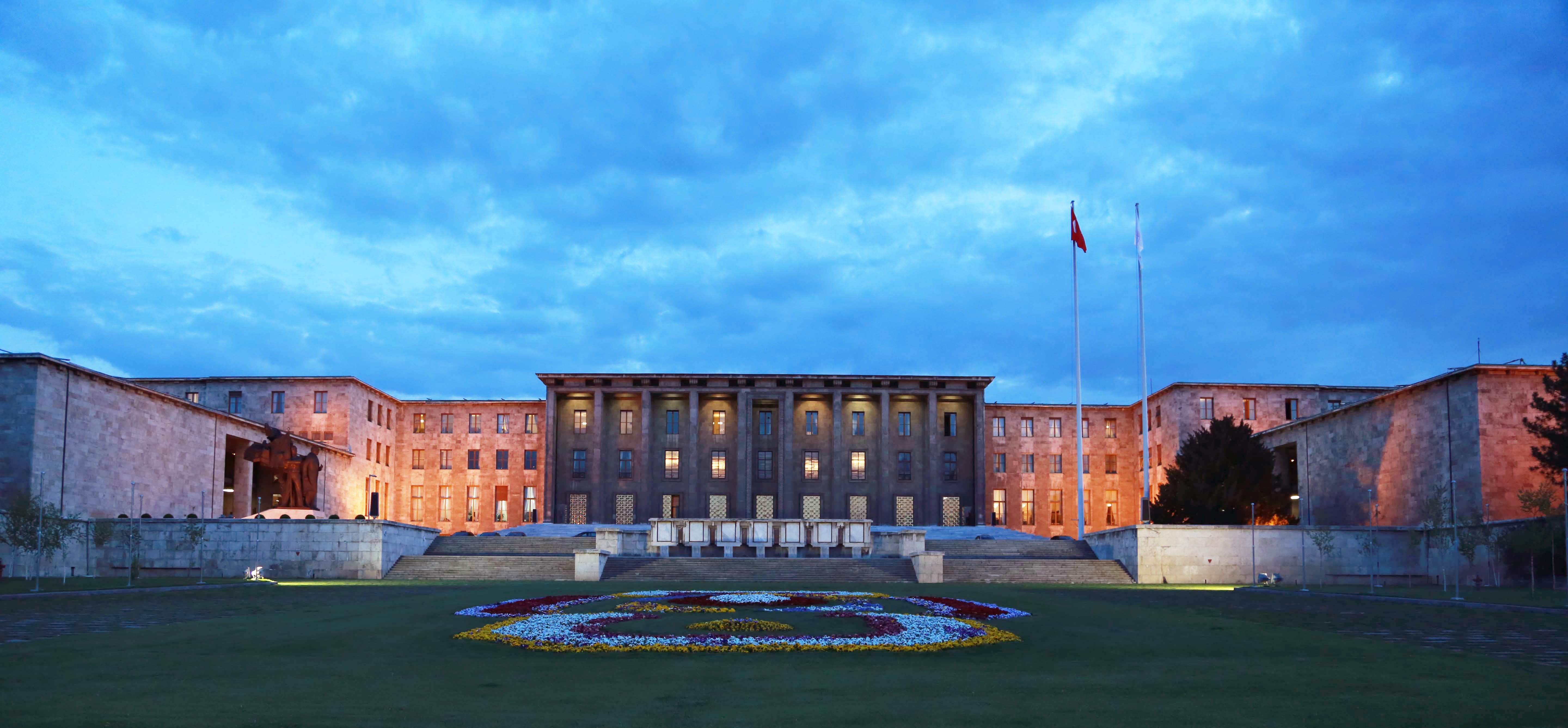 Parliament's LGBTI+ report card: Even hate attacks were not on the agenda | Kaos GL - News Portal for LGBTI+ News