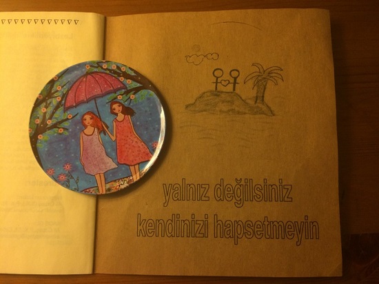 Patikalar’dan Sappho’nun Kızları: Her kadın heteroseksüel değildir! | Kaos GL - LGBTİ+ Haber Portalı Haber