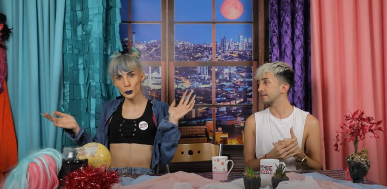 Pembe Hayat’ın yeni sezon vlogu yayımda! Kaos GL - LGBTİ+ Haber Portalı