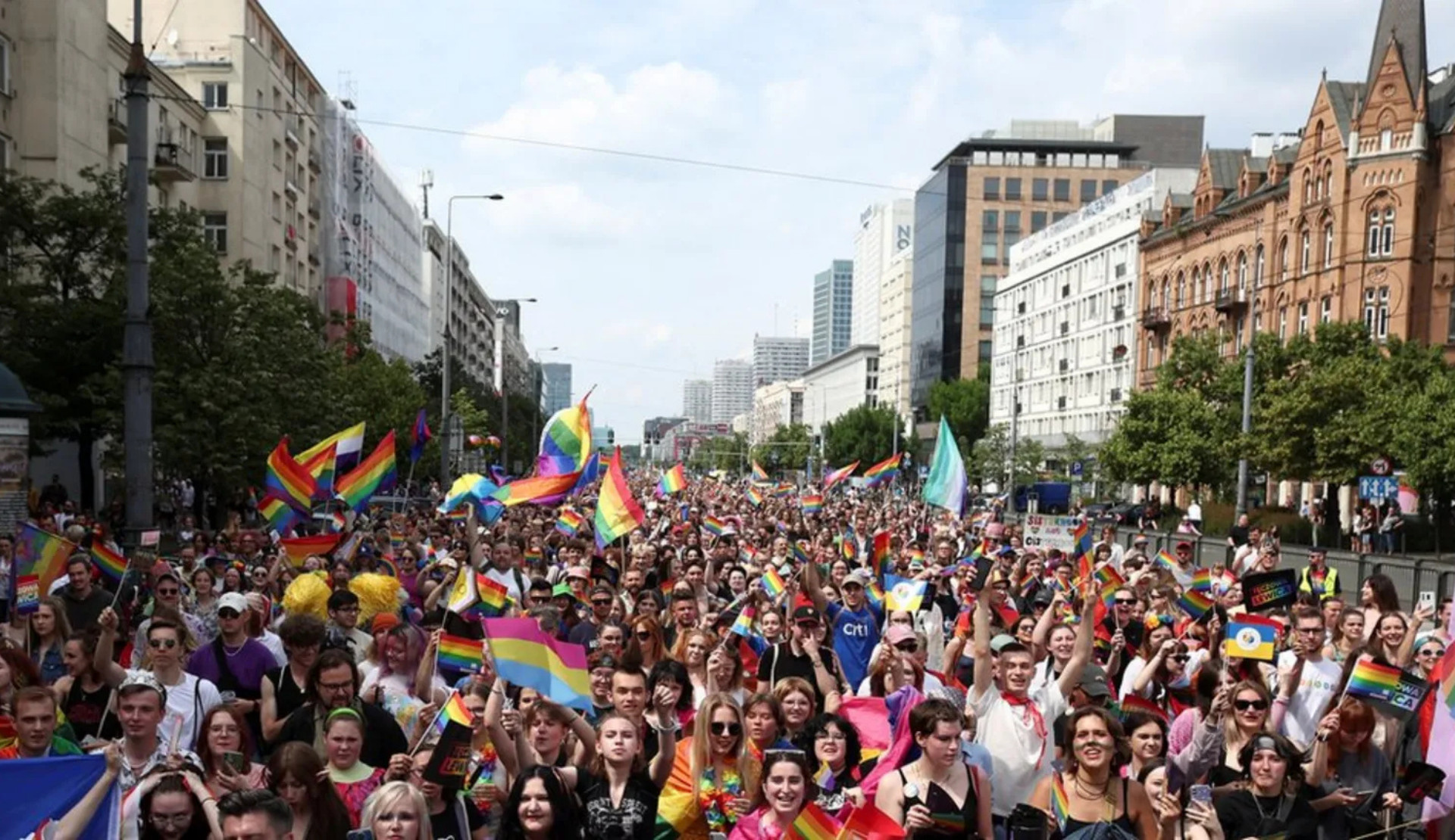 Polonya: Diğer AB ülkelerinde yapılan eşcinsel evlilikler artık ülkede yasal olarak tanınacak | Kaos GL - LGBTİ+ Haber Portalı