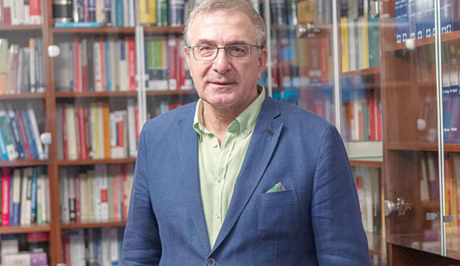 Prof. Dr. Adem Sözüer: “İnsanların cinsel yönelimi ve kimliği üzerine yeni yasalar yapmanın aileyi korumakla ilgisi yoktur” | Kaos GL - LGBTİ+ Haber Portalı