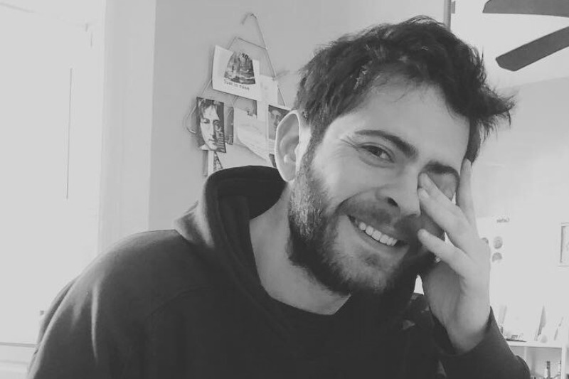 Sanatçı Nihat Karataşlı yaşamını yitirdi | Kaos GL - LGBTİ+ Haber Portalı Haber