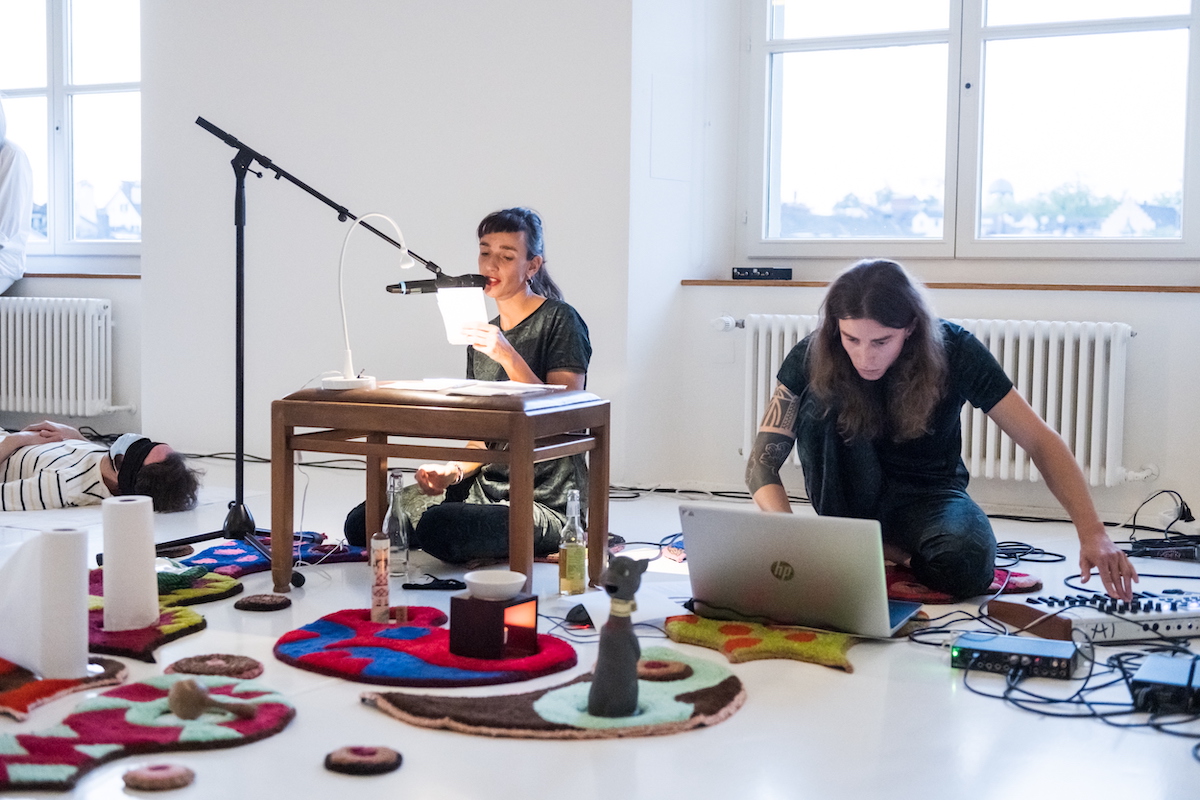 “Sanatla aktivizmi birleştirerek toplumsal ve çevresel şifaya katkıda bulunuyorum” | Kaos GL - LGBTİ+ Haber Portalı Haber